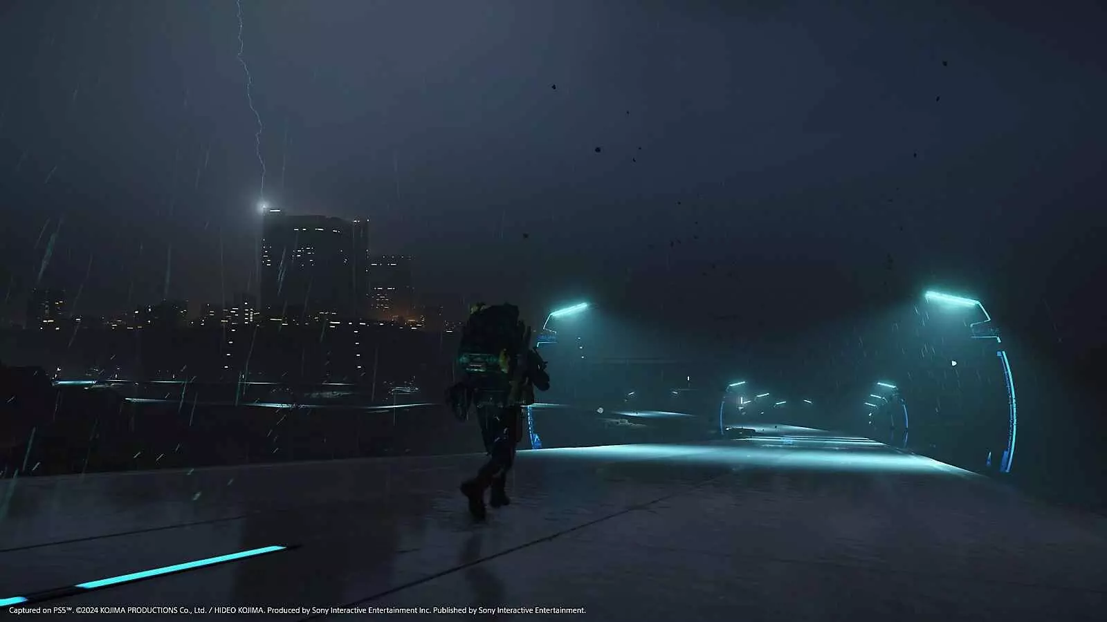 Social Strand Gameplay: Leave Your Mark